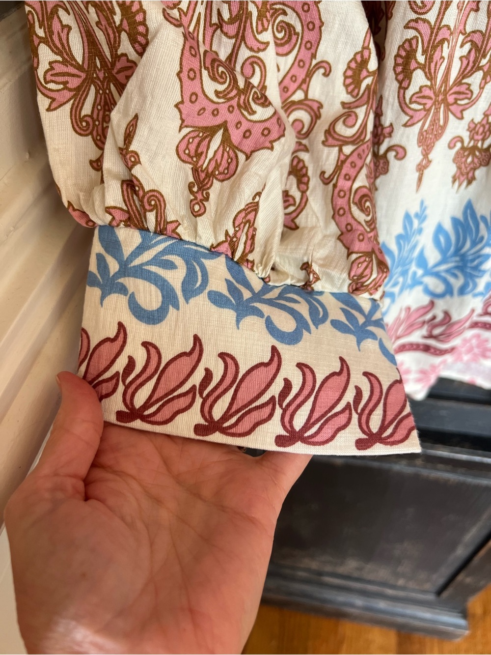 THML Collier Cream Blouse with Blue Floral and Pink Trim. Sz M NWT - Picture 6 of 10